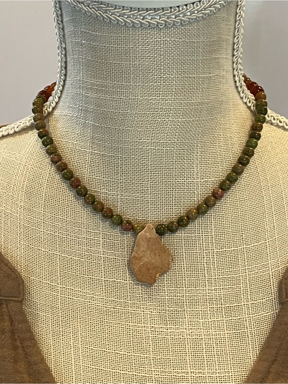 Dyed Agate & Unakite Gemstone Choker